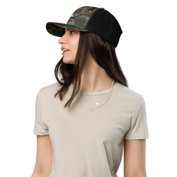 Camouflage trucker hat - Image 3