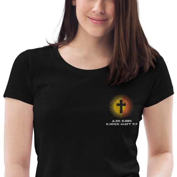 Women's fitted eco tee - Image 4