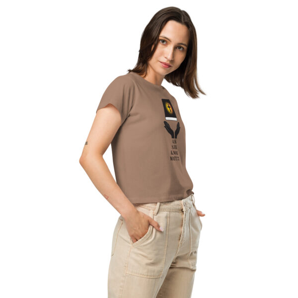 Women’s high-waisted t-shirt - Image 5